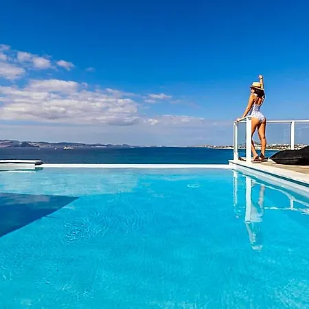 Hotel Paradise In Naxos
